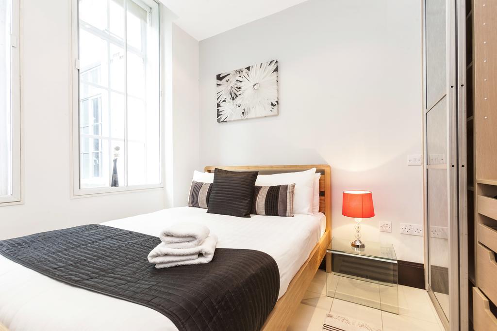 Club Living - Barbican Apartments Лондон Екстериор снимка