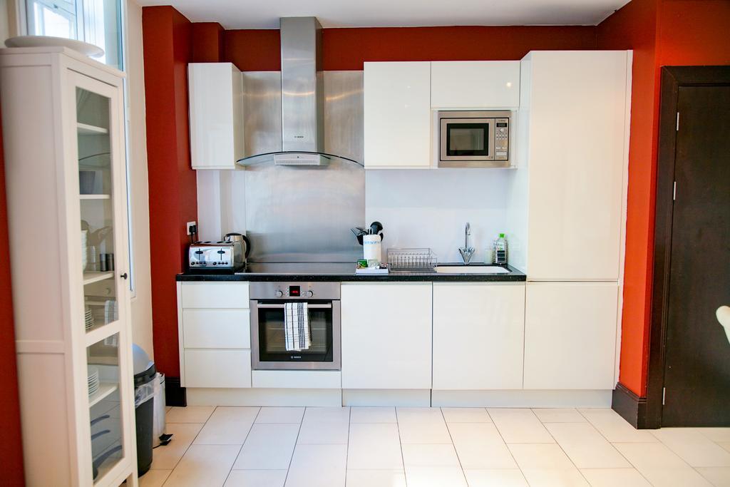 Club Living - Barbican Apartments Лондон Стая снимка